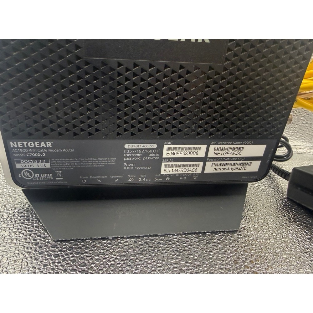 NETGEAR C7000v2 AC1900 WiFi Cable Modem Router DOCSIS 30 - Picture 3 of 3